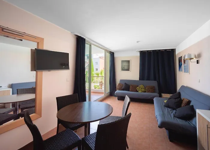 Apartment Mistral-rare 6 Pers, Parking, Wifi, ,clim, Piscines Antibes