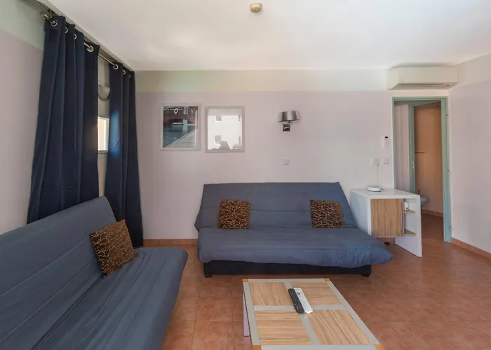 Mistral-rare 6 Pers, Parking, Wifi, ,clim, Piscines